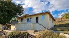 Bungalow For Sale in Novo Panicharevo-Burgas, Bulgaria