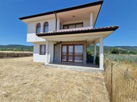 Detached house For Sale in Samotino-Burgas, Bulgaria Detached house For Sale in Samotino-Burgas, Bulgaria