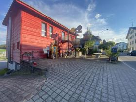 Living & Firm, business-like In vendita a Rickenbach, Svizzera