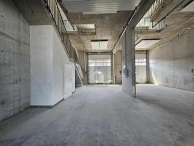 Sala En alquiler en Collombey, Suiza Sala En alquiler en Collombey, Suiza