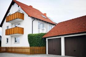 Meergezins te koop in Bindlach, Germany