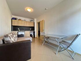 Plat te koop in Слънчев бряг-Burgas, Bulgarije Plat te koop in Слънчев бряг-Burgas, Bulgarije