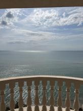 Lapos Eladó a  oldalon. Обзор-Burgas, Bulgária