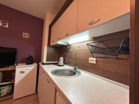 Płaski Na sprzedaż w Слънчев бряг-Burgas, Bułgaria