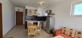 Квартира на верхнем этаже Продаётся в Слънчев бряг-Burgas, Болгария