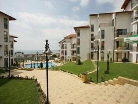 フラット 販売中 で スヴェティ・ヴラス-Burgas, ブルガリア