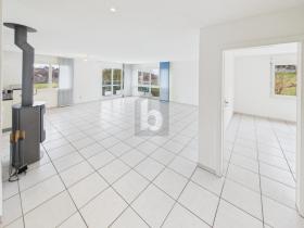 apartamento andar Para alugar em Neuenegg, Suíça apartamento andar Para alugar em Neuenegg, Suíça