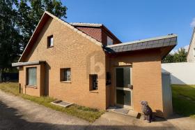 moradia geminada
À venda em Wriedel, Alemanha moradia geminada
À venda em Wriedel, Alemanha