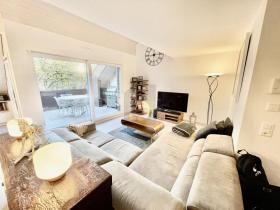 maisonette In vendita a Vich, Svizzera maisonette In vendita a Vich, Svizzera