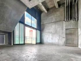 Dupla / Sorházak Eladó a oldalon. Bangkok-Khlong Toei körzet, Thaiföld Dupla / Sorházak Eladó a oldalon. Bangkok-Khlong Toei körzet, Thaiföld