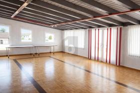 Bürofläche Zu vermieten in Châtillon (FR), Schweiz