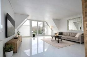 Two-family house For Sale in Achim-Verden, Germany Two-family house For Sale in Achim-Verden, Germany