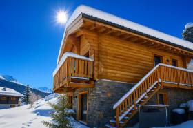 Charlet Zu verkaufen in Albinen, Schweiz Charlet Zu verkaufen in Albinen, Schweiz