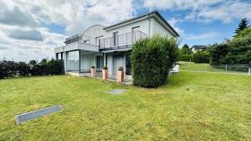 منزل شبه منفصل للبيع في Andwil (SG), سويسرا منزل شبه منفصل للبيع في Andwil (SG), سويسرا