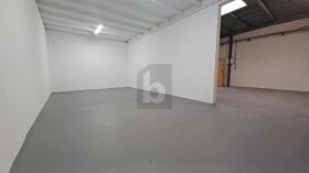 Dépôt À louer à Etzgen, Suisse Dépôt À louer à Etzgen, Suisse