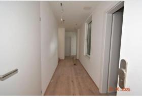 Lapos Végrehajtási árverés a  oldalon. Buja-Szájon át tartó, Ausztria