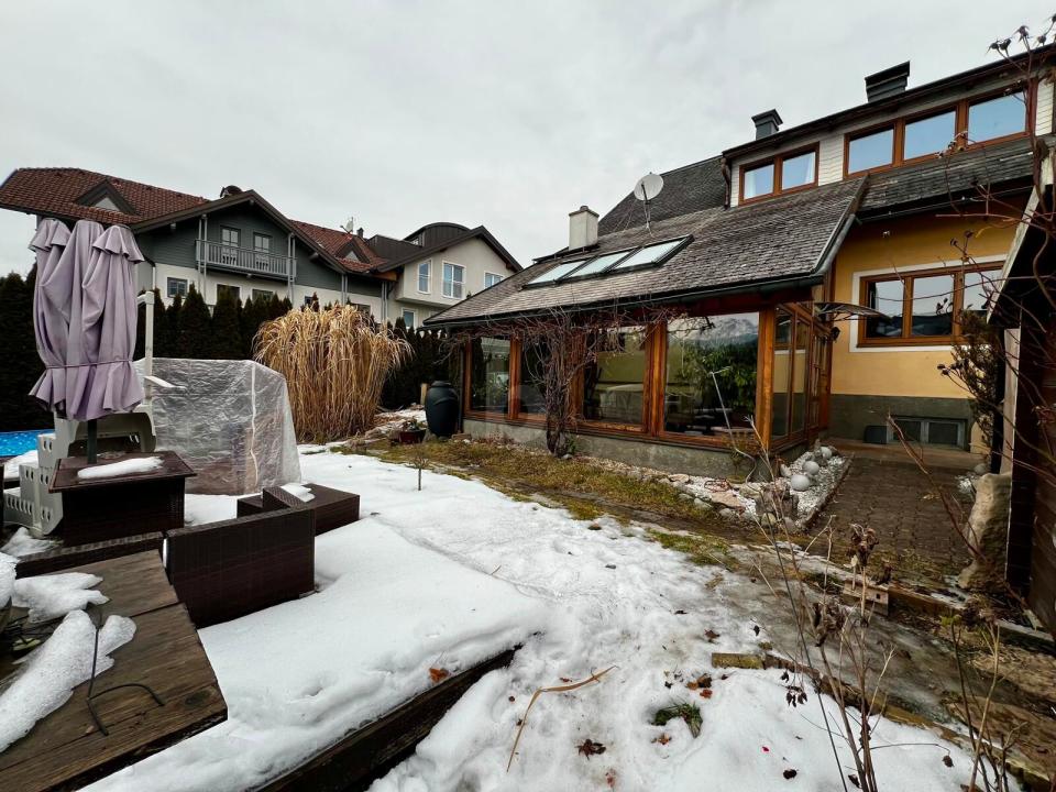 Detached house For Sale in Adnet, Austria
