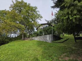 Nyaraló Eladó a  oldalon. Sobrio, Svájc