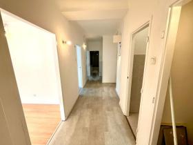 Gulv Leilighet  Til salgs i Wien-Døende, Austria