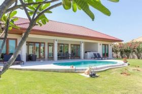 Villa In vendita a ประจวบคีรีขันธ์, Tailandia