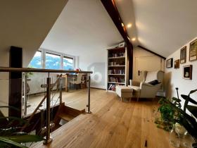 Apartamento sótão À venda em Saalfelden am Steinernen Meer, Áustria