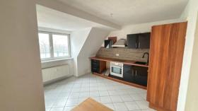 Image - 屋根裏部屋 販売中 で ベルリン-シュタットトランジードルング マルヒョウ, ドイツ