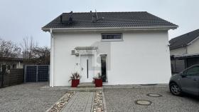 独立式住宅 出售 于 上莱茵河畔霍恩滕根-瓦尔德茨胡特, 德国