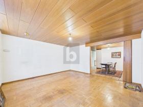 Byhus Til salgs i Balsthal, Sveits