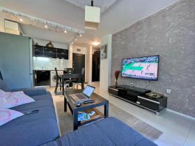 Mieszkanie z tarasem Na sprzedaż w Nesebar-Stariyat Nessebar, Bułgaria