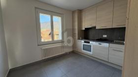 apartamento andar Para alugar em Dombresson, Suíça apartamento andar Para alugar em Dombresson, Suíça
