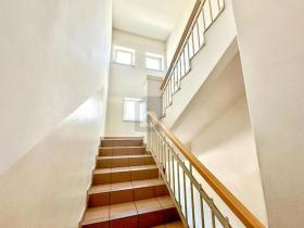 Multi family For Sale in Ehrenhausen, Austria