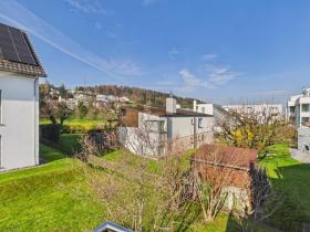 مسطحة للإيجار في Fällanden, سويسرا