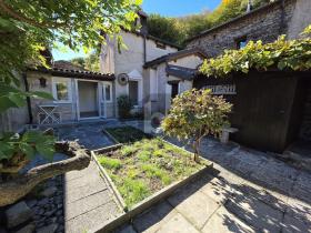 casa isolada Para alugar em Rivera, Suíça