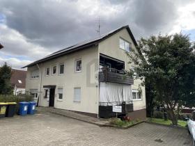 Blok mieszkalny Na sprzedaż w Baden-Baden-Varnhalt, Niemcy Blok mieszkalny Na sprzedaż w Baden-Baden-Varnhalt, Niemcy