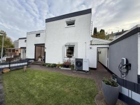 Sarok sorház Eladó a  oldalon. Söhrewald-Wattenbach, Németország