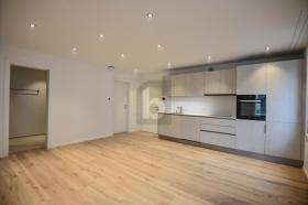 Apartamento sótão À venda em Werdenberg, Suíça