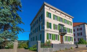 appartement au rez-de-chaussée À louer à Les Brenets, Suisse
