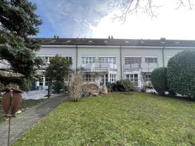 Reihenhaus Zu vermieten in Riehen, Schweiz