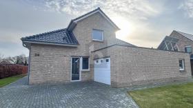 半独立式住宅 出售 于 林格, 德国