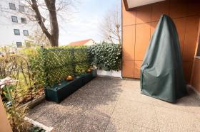 1階フラット 販売中 で クルムバッハ-ブライヒ, ドイツ