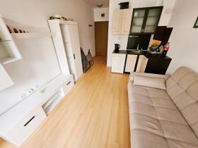 Διαμερίσματα Προς πώληση στο Ηλιόλουστη παραλία, Βουλγαρία