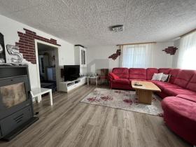 منزل مكون من أسرتين للبيع في Forbach-Rastatt, ألمانيا