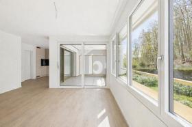 Etagenwohnung Zu vermieten in Zürich, Schweiz