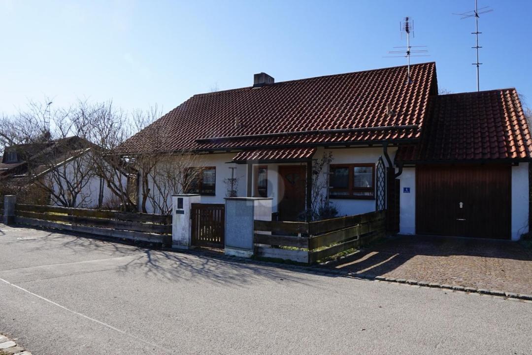 casa unifamiliare In vendita a Hochstadt, Germania