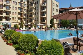 uz pomoć življenja Na prodaju u Sunčana plaža-Burgas, Bugarska uz pomoć življenja Na prodaju u Sunčana plaža-Burgas, Bugarska