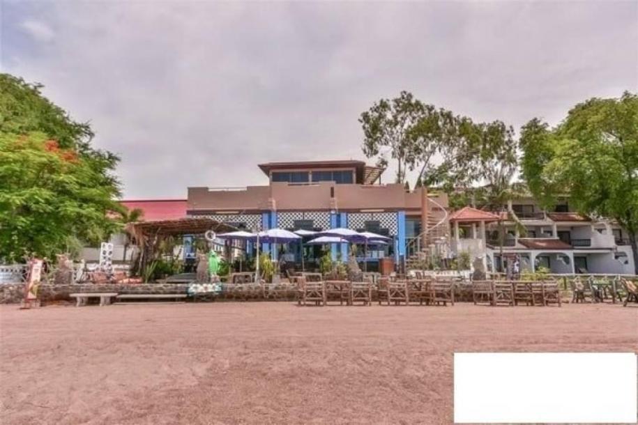 Villa For Sale in ประจวบคีรีขันธ์, Thailand Villa For Sale in ประจวบคีรีขันธ์, Thailand