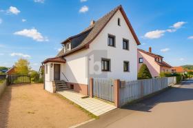 maison individuelle À vendre à Schmalkalden-Schmalkalden, Allemagne maison individuelle À vendre à Schmalkalden-Schmalkalden, Allemagne