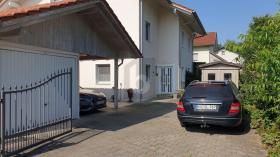 Dom w zabudowie bliźniaczej Na sprzedaż w Bad Aibling-Westen, Niemcy Dom w zabudowie bliźniaczej Na sprzedaż w Bad Aibling-Westen, Niemcy