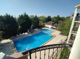 مسطحة للبيع في Слънчев бряг-Burgas, بلغاريا