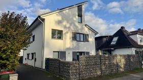 Semi-detached house For Sale in Hamburg-Niendorf, Germany Semi-detached house For Sale in Hamburg-Niendorf, Germany